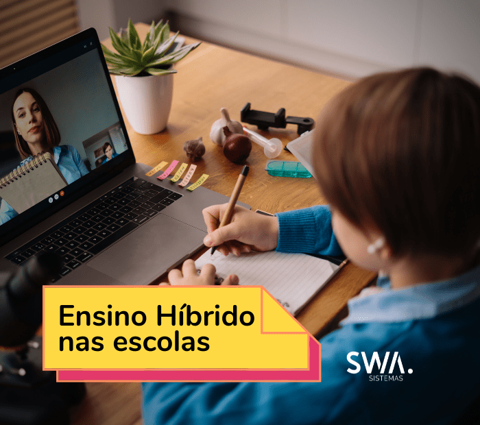 Ensino híbrido: o que é e como implementar na sua escola