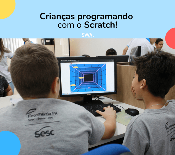 Crianças programando com Scratch!
