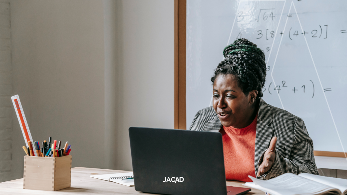 Ensino a Distância (EAD) no Brasil em 2025