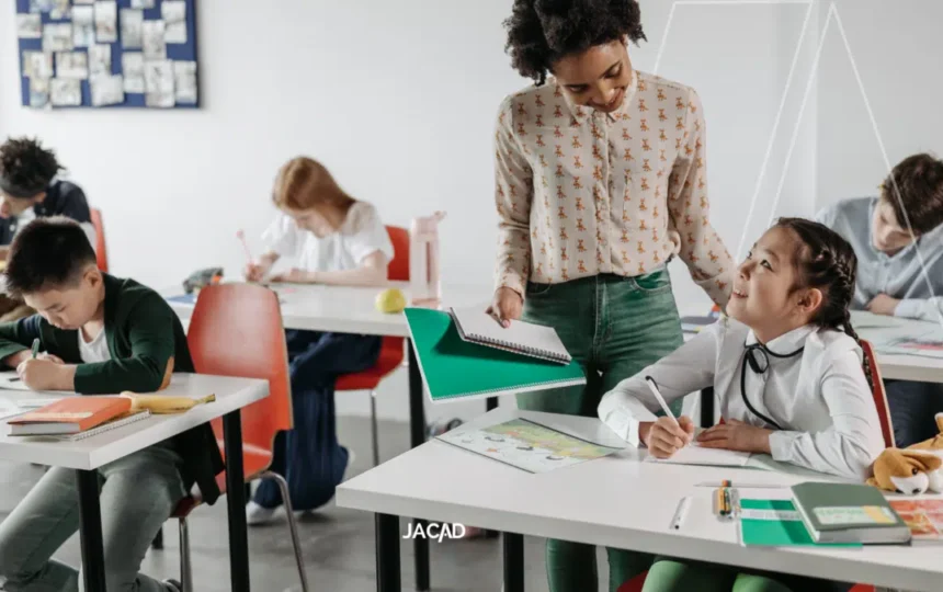 Inclusão Digital na Educação Básica: Como um Sistema com Acessibilidade Otimiza Secretaria e Atendimento 